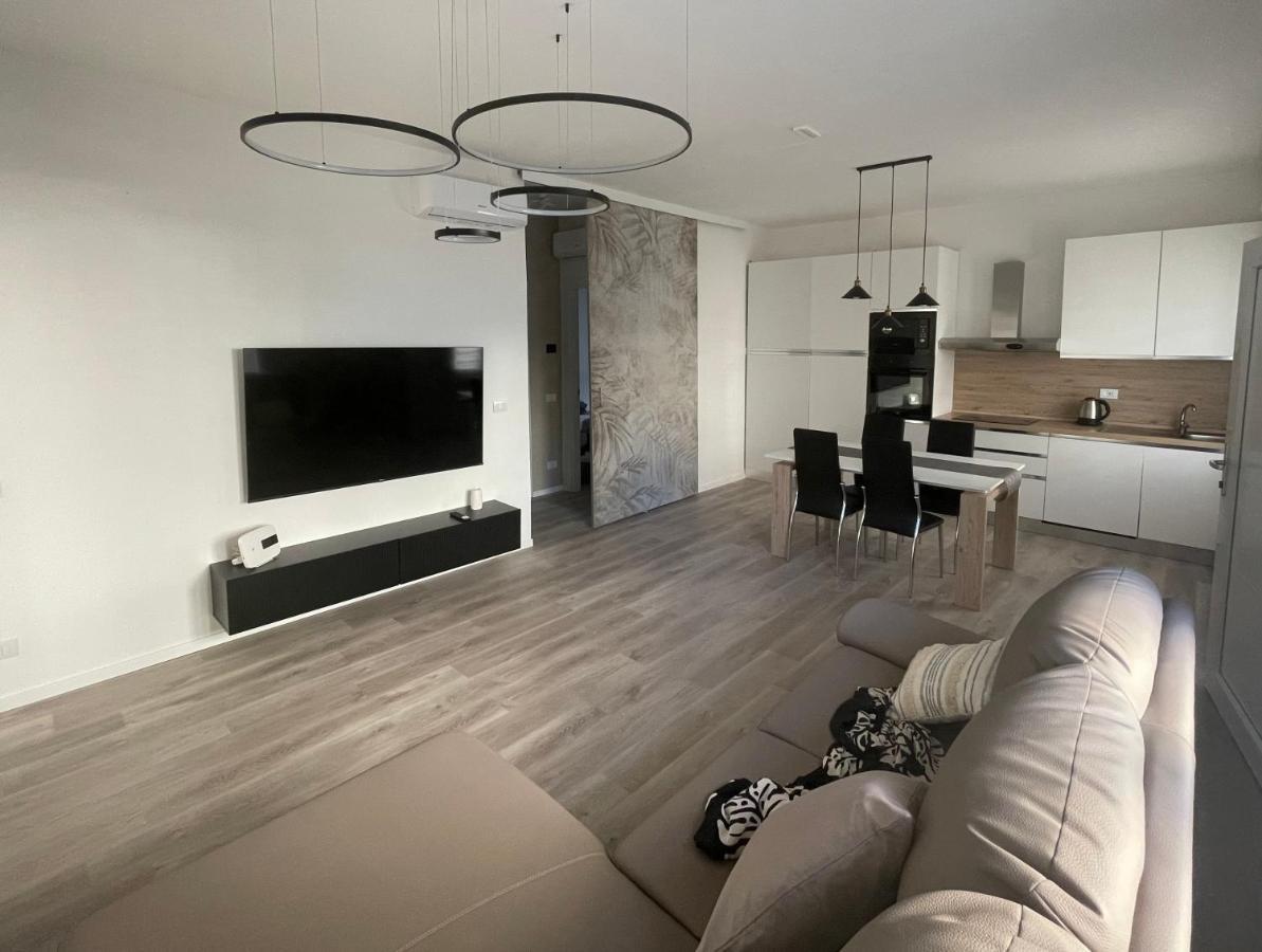Gigi House Appartamento Piazza Mazzini 300M Dal Mare Lido di Jesolo Luaran gambar